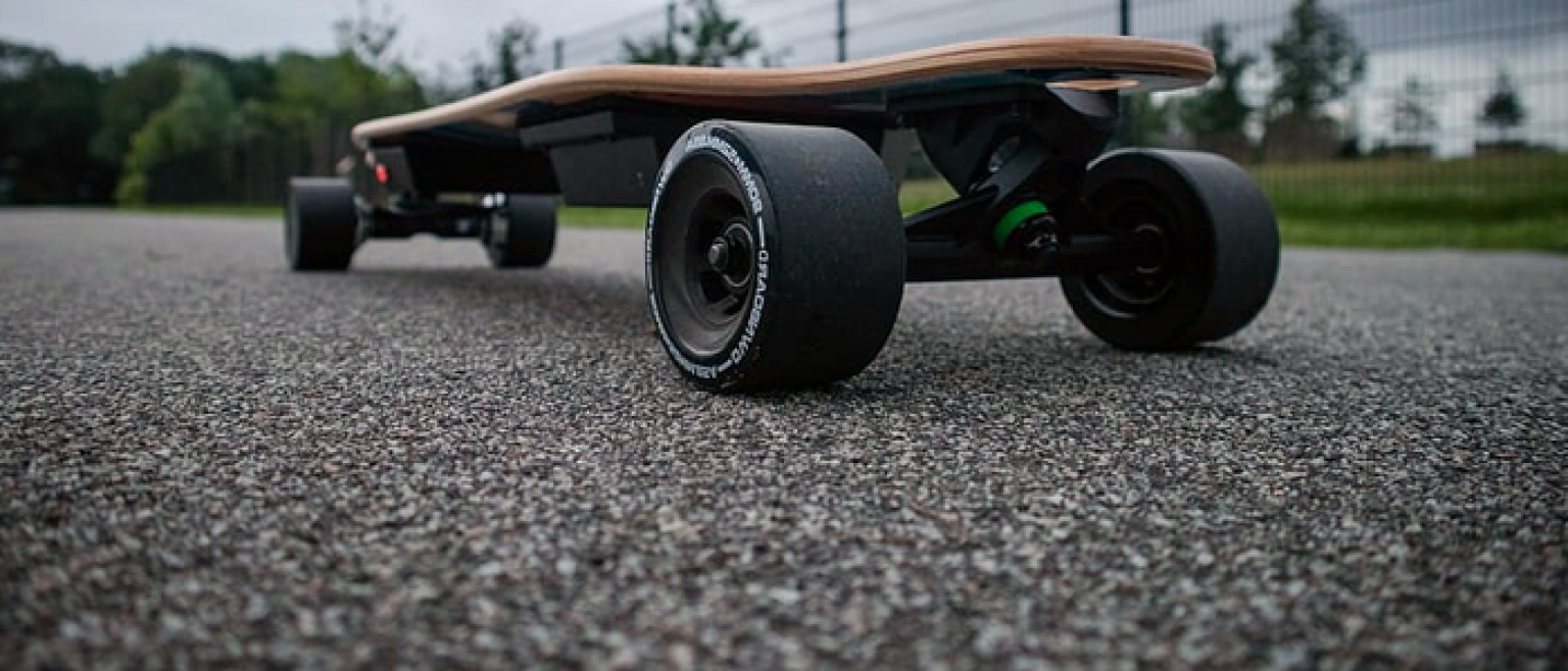 5 Best Electric Longboards [2021 Reviews] Longboarding Guide